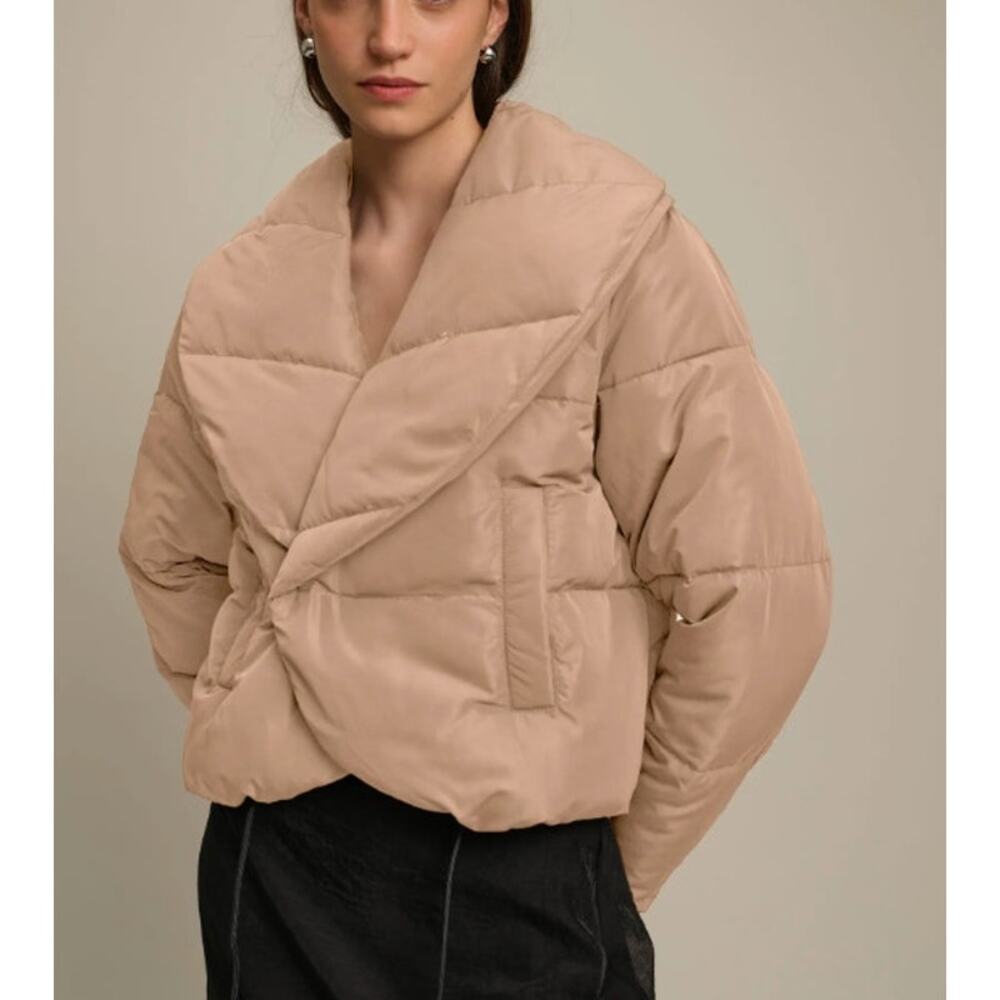 Deluc Gregory Quilted Crop Puffer Jacket Caramel Size Small NWT Drawstrings